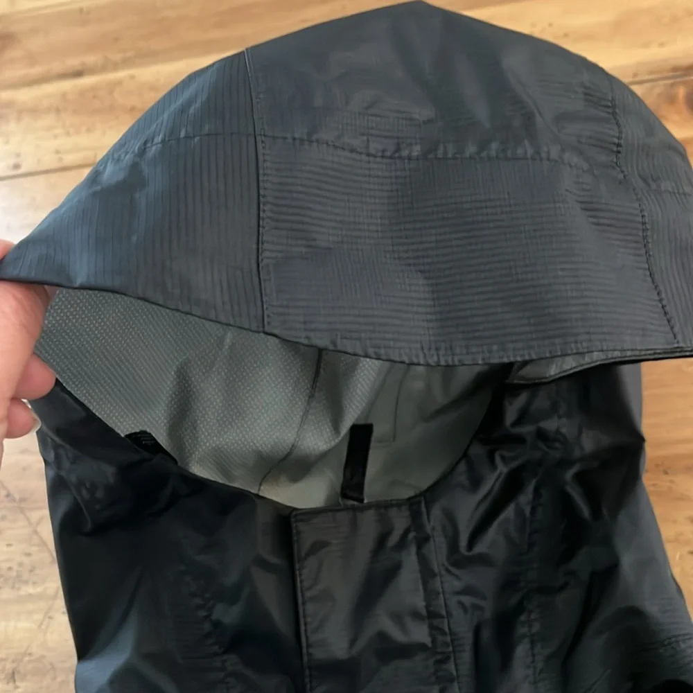 Rugged Exposure Men’s rain jacket size XS - Picture 13 of 13